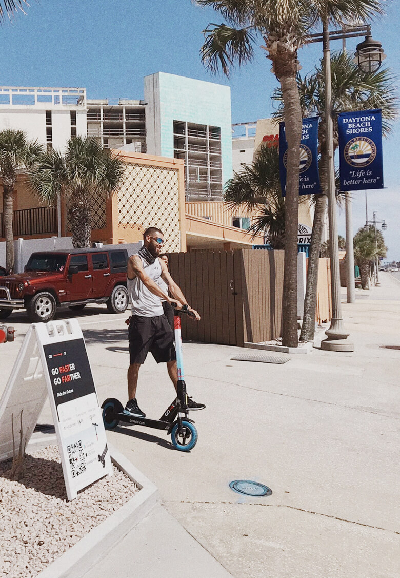 Rent a scooter in Treasure Island, Madeira and St Pete Beach